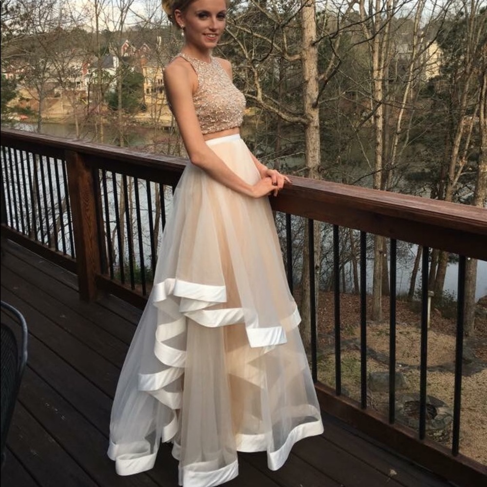 Size 00/0 Prom/Formal Dress